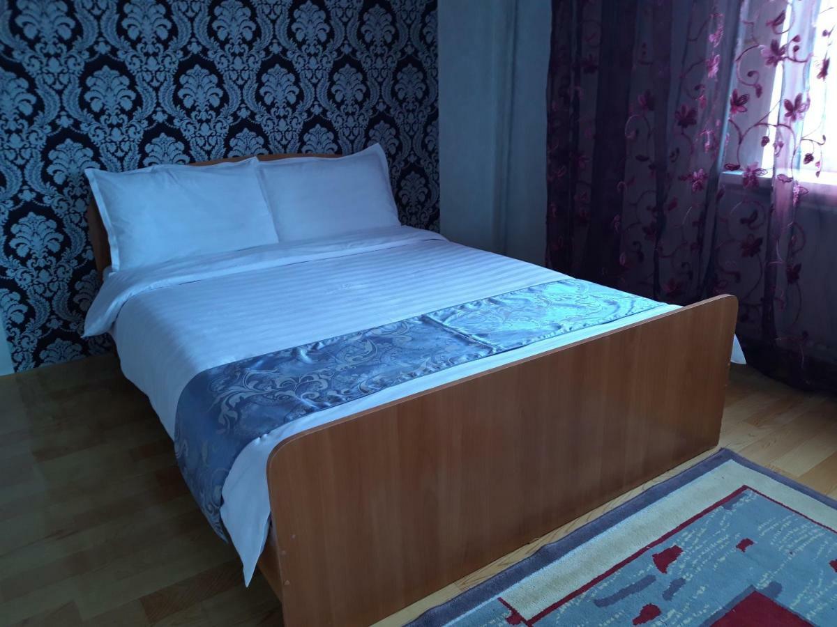 Bulbul Jamak Travel Hostel Olgii Extérieur photo